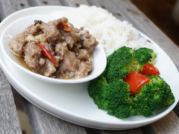 咖啡弄 灣仔豉汁排骨飯
